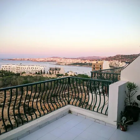 Gaia Penthouse Sea And Country Views Apartment
