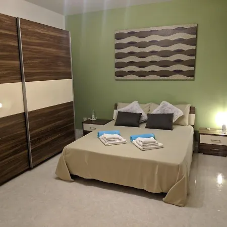 Gaia Penthouse Sea And Country Views Apartment