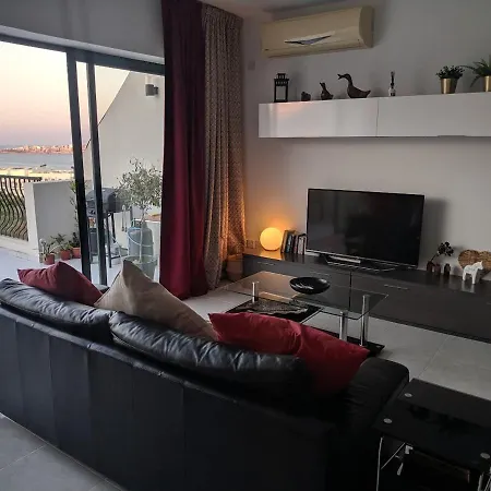 Gaia Penthouse Sea And Country Views Διαμέρισμα *